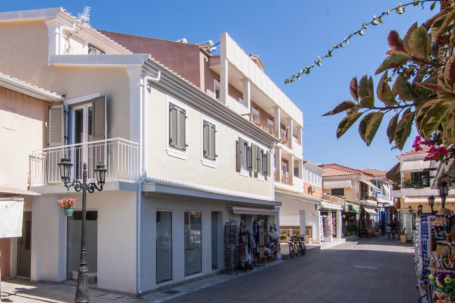 Solo Bianco Lefkada City